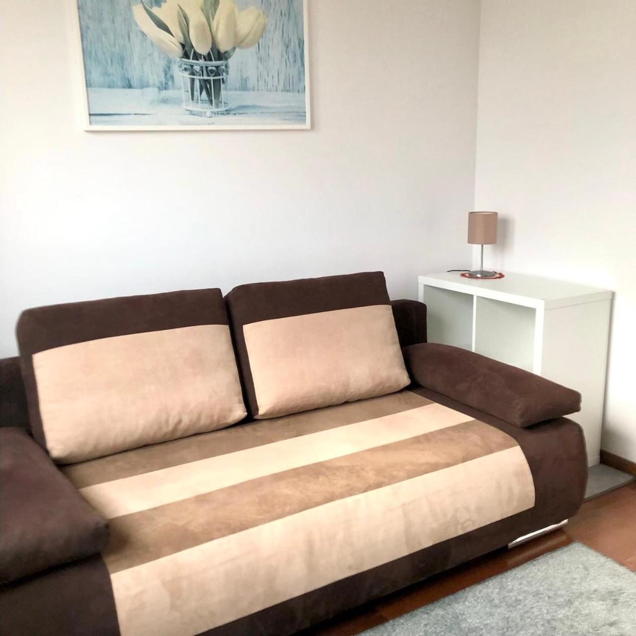 H&p Silver Apartment